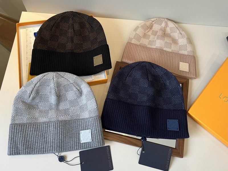 LV hat hm